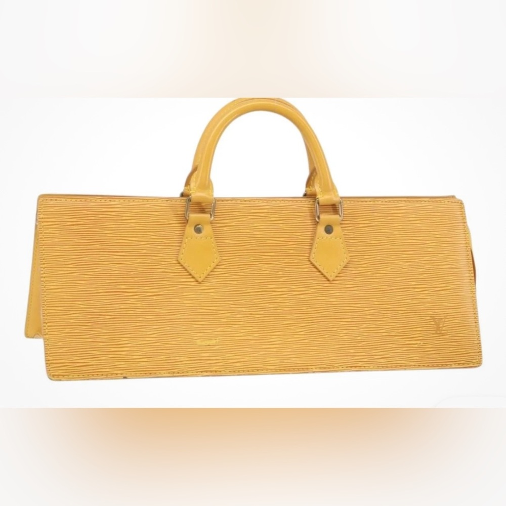 LOUIS VUITTON VINTAGE TRIANGLE